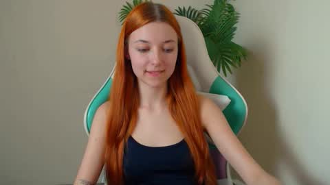 Vivien online show from April 8, 6:44 pm