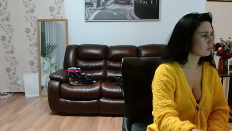 vivienne online show from February 22, 6:41 pm