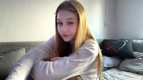 Kristy online show from April 11, 1:48 pm