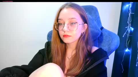 vivivivikkie online show from February 12, 10:24 pm