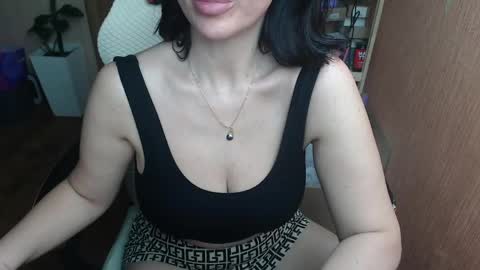 Eva online show from May 25, 10:38 pm