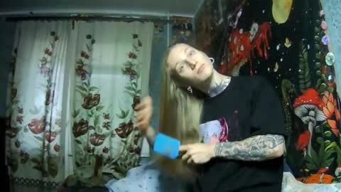 Elf online show from November 12, 3:36 pm