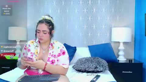 Violet Monroe online show from March 27, 8:26 am