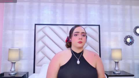 Violet Monroe online show from April 2, 3:14 am