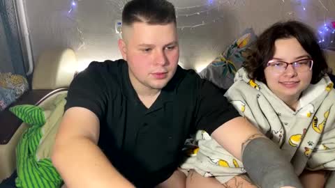 Volshebnik1302 online show from January 24, 8:11 pm