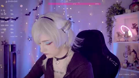 vronnier online show from November 13, 12:30 pm