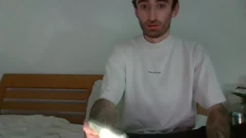 hung boy online show from December 6, 8:10 am