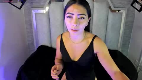   online show from March 29, 11:23 am