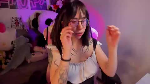 AIKA  online show from January 9, 12:35 am