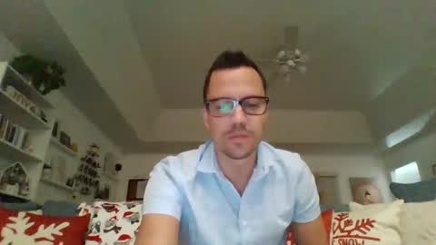 wakandalive online show from December 24, 3:05 am