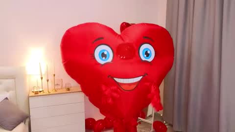 Wendy. Hello Honeys Ill see you 2nd 5th 7th this week love you3 online show from February 15, 7:06 pm