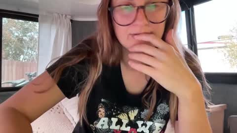 Snapshot of wanderlustjade chatting on October 8, 3:51 pm Jade  Adonis online show from October 8, 3:51 pm