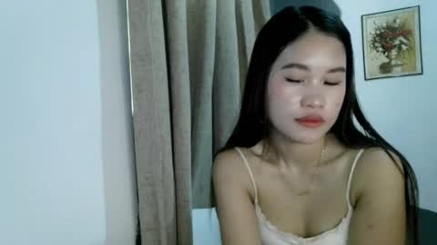 wangi_wangi online show from April 23, 6:43 am