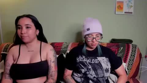 Waningrose  Lu online show from February 16, 5:48 am