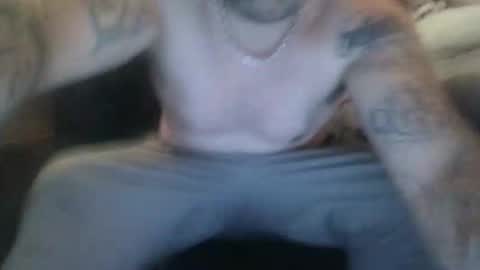 way2hott4u2 online show from April 19, 3:51 am