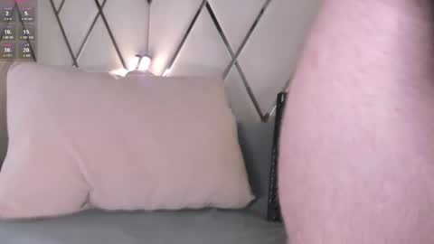 Snapshot of waynemiller_ chatting on March 9, 10:52 am Wayne online show from March 9, 10:52 am