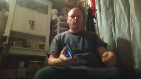 Snapshot of wcnmail24 chatting on December 31, 12:21 am wcnmail24 online show from December 31, 12:21 am