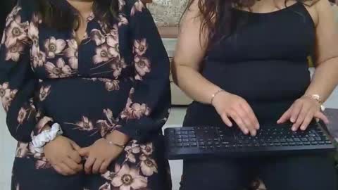 khushiwife kabirhubby kavyasexy gf online show from February 18, 3:39 am