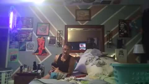 we_r_freaks online show from February 21, 9:34 am