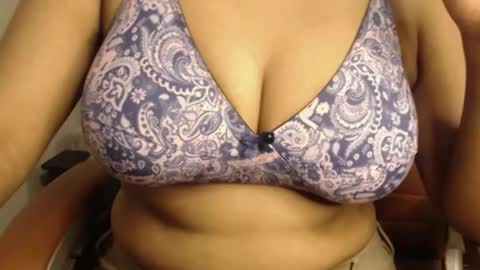 mina online show from April 12, 4:00 pm