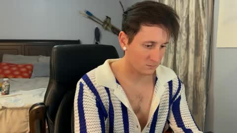 Snapshot of webslingxxxx chatting on January 23, 12:46 am webslingxxxx online show from January 23, 12:46 am