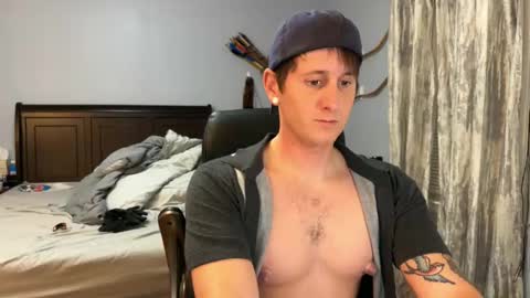 Snapshot of webslingxxxx chatting on February 27, 12:14 am webslingxxxx online show from February 27, 12:14 am