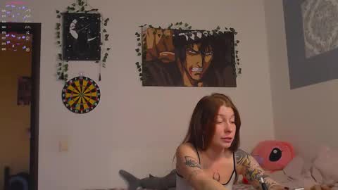 Snapshot of weed_princesss chatting on October 1, 2:38 pm moon online show from October 1, 2:38 pm