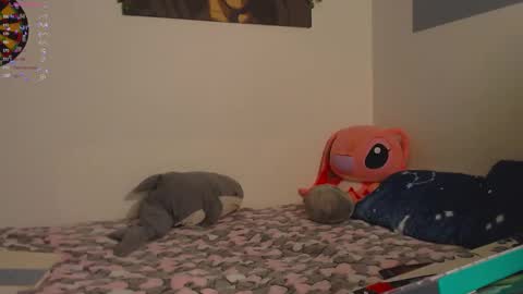 Snapshot of weed_princesss chatting on September 11, 4:30 pm moon online show from September 11, 4:30 pm