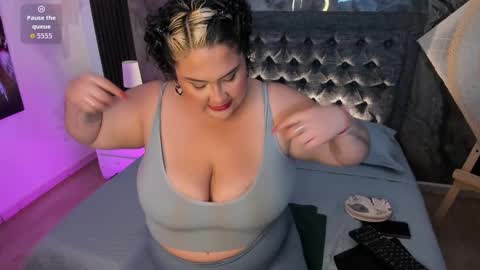 wen_jones online show from March 26, 2:28 am