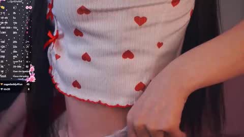 Nora online show from November 8, 8:01 pm