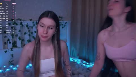 Nora online show from March 11, 9:18 pm