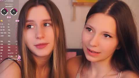 Nora online show from November 15, 8:10 pm