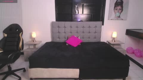 wendy_1_ online show from May 27, 2:19 am