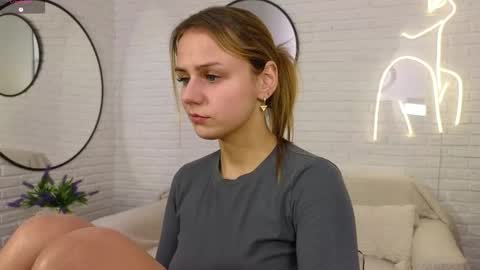 Im Wendy online show from January 17, 9:56 pm