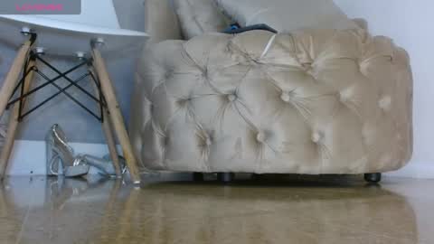 Wendy online show from March 12, 5:49 pm