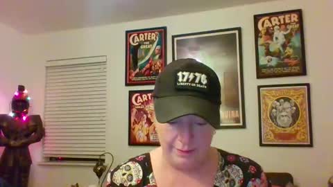 WendyCU online show from December 5, 4:44 am