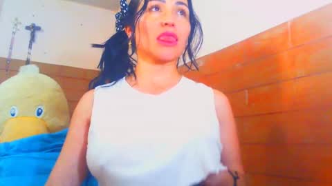 Snapshot of wenndy_ardent chatting on January 22, 10:26 pm TaTis online show from January 22, 10:26 pm