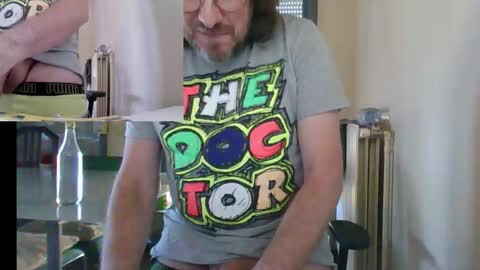 wesh wesh online show from February 25, 2:20 pm