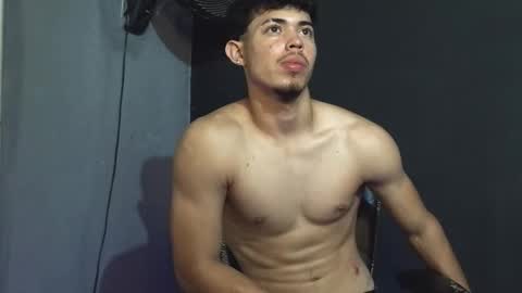 wesley_77 online show from March 11, 6:05 am