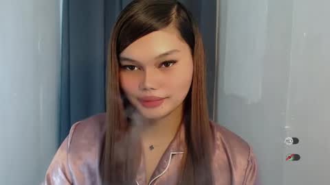 wet_velvet_xo online show from February 3, 6:40 am