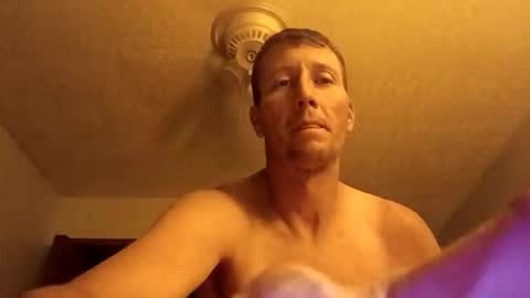 wetduck77777 online show from April 27, 8:01 am