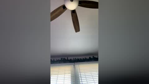 wetmilf610 online show from December 20, 6:59 pm