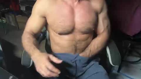 Snapshot of whackingmywilly chatting on October 22, 1:31 am whackingmywilly online show from October 22, 1:31 am