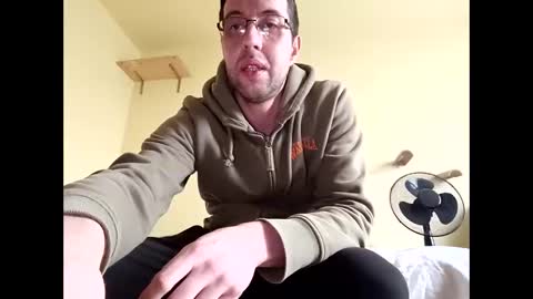 stoffy online show from February 13, 8:06 am