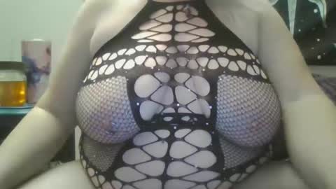 whipsnap19 online show from January 10, 6:52 am