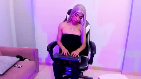 Nova online show from November 10, 10:12 pm