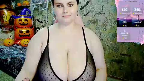 Snapshot of whisperinthedarkk chatting on November 1, 11:48 pm whisperinthedarkk online show from November 1, 11:48 pm