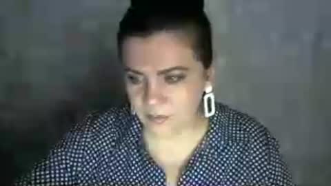 white__queen_ online show from June 17, 7:13 am