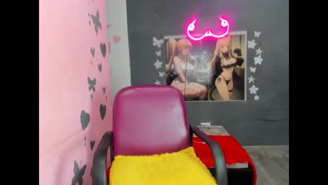 white_luna1 online show from April 23, 8:54 pm