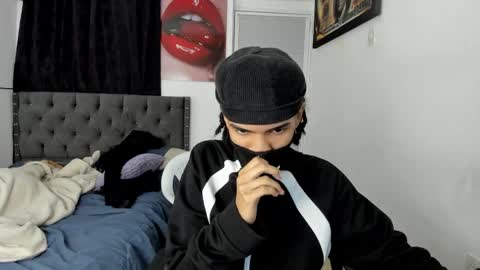 white online show from March 28, 8:27 am